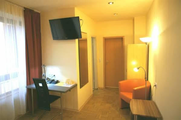 City Hotel Mannheim Bagian luar foto